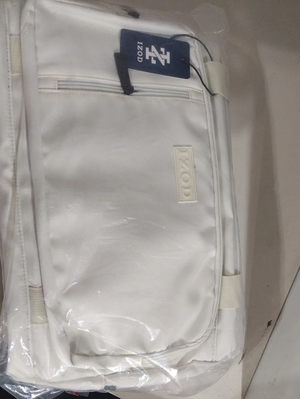 Izod White Duffle Bag with Front Zip Pocket Brand New